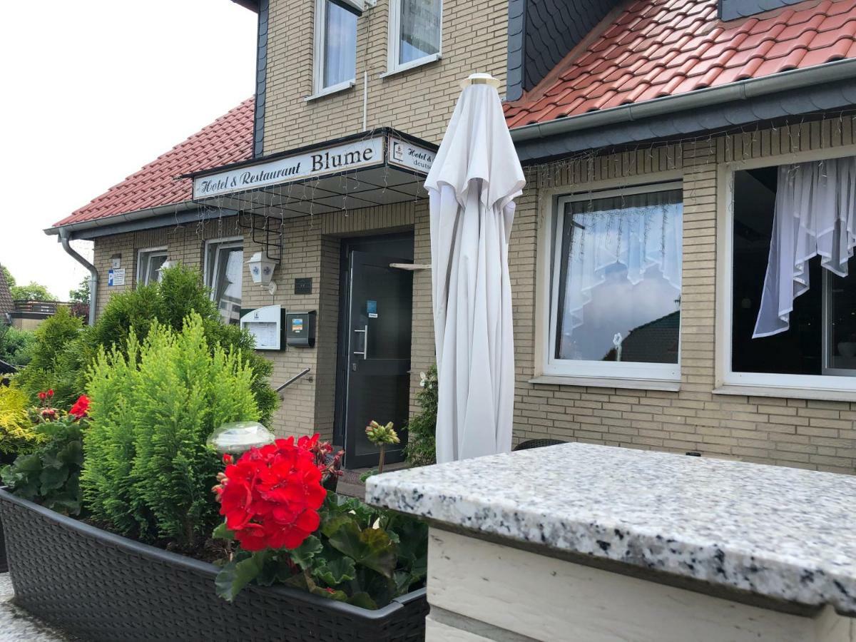 Hotel & Restaurant Blume Wolfsburg Exterior foto